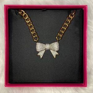 pave bow link necklace